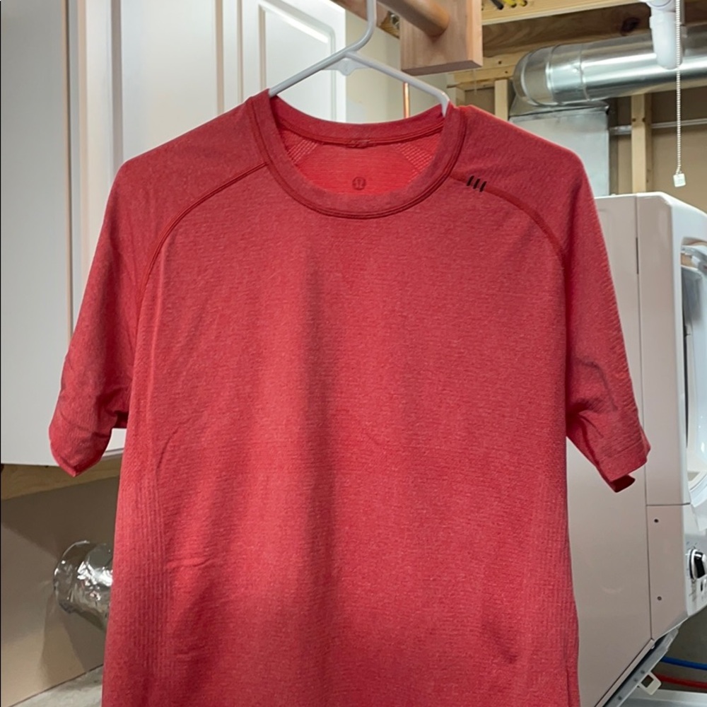 Men’s Lululemon metal tech vent